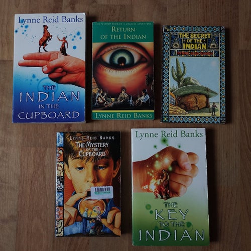 5 böcker The Indian in the Cupboard av Lynne Reid Banks