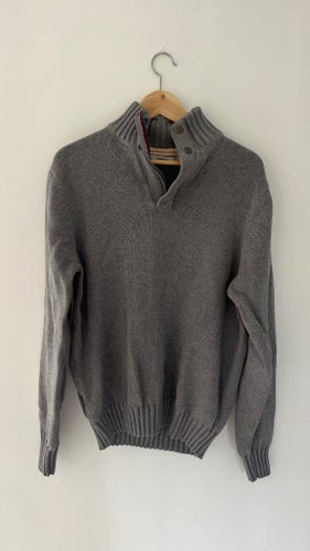 Tröjpaket med 4 tröjor från bland annat Dressmann, Riley