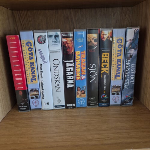 VHS-filmer: Livvakterna, Göta Kanal, Macken, Ondskan, Jägarna, Trazan &