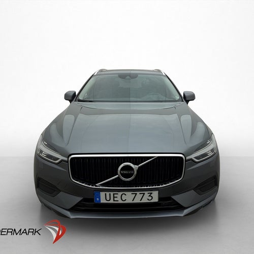 Volvo XC60 D4 AWD Momentum VOC Pano Skinn B-Kamera Drag Navi