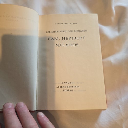 Polismästaren och riddaren av Gustaf Hellström, 1951