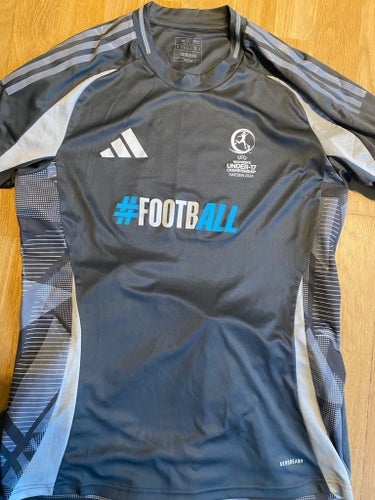 Adidas Träningsset UEFA Women's Under-17 Championship Sweden 2024, Storlek M