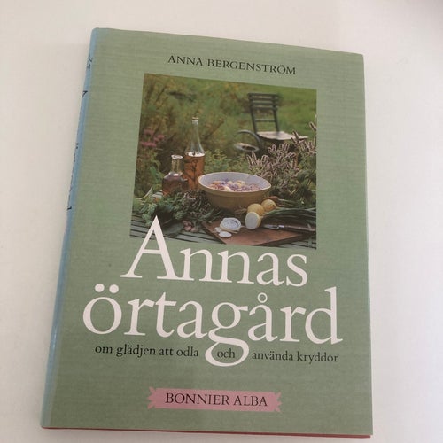 Annas örtagård av Anna Bergenström, 1993