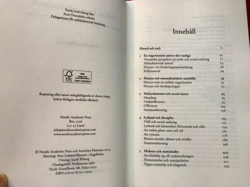 MELLAN KAOS OCH KONTROLL social ordning i flottan 1670-1716 AnnaSara Hammar 2014