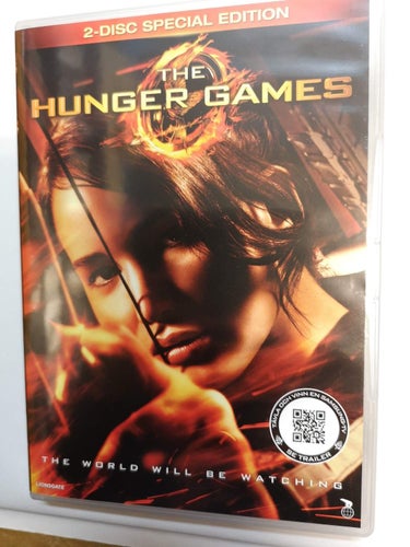 DVD The Hunger Games Jennifer Lawrence Lenny Kravitz Svensk text TOPPSKICK