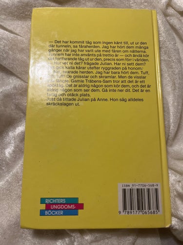 Fem Stoppar Spöktåget - Enid Blyton