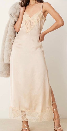 Ny Miss Selfridge beige klänning, storlek EUR 40