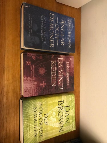 3 böcker av Dan Brown