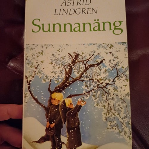Bok: Sunnanäng av Astrid Lindgren, 1995