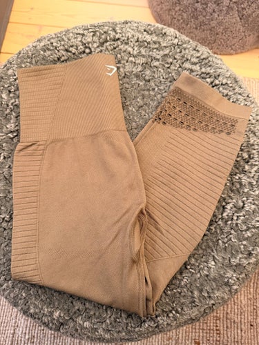 Gymshark 3/4 leggings khaki green, medium