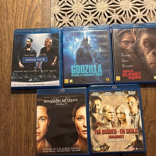 5 Blu-ray filmer: Miami Vice, Godzilla, War for the Planet of the Apes,