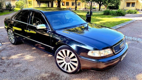 Audi A8 4.2 V8 quattro
