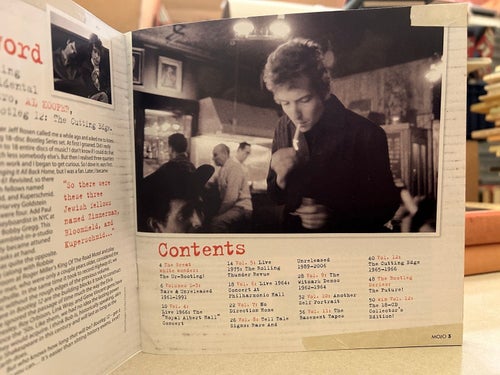 The Mojo Music Guide Volume 1, Bob Dylan's bootleg series, bok, Very Fine plus