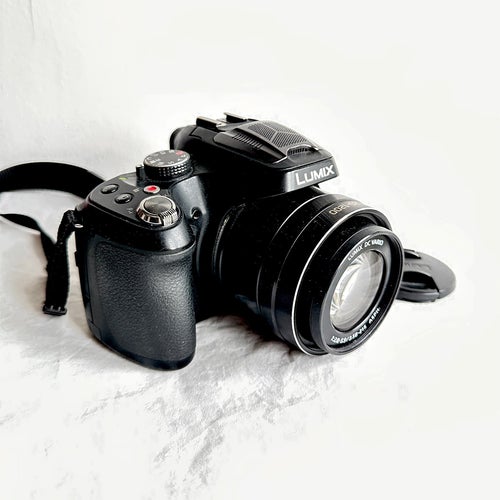 LUMIX DMC FZ72 DIGITAL CAMERA PANASONIC