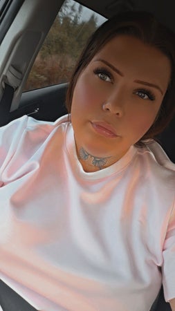 luxurious_emmy