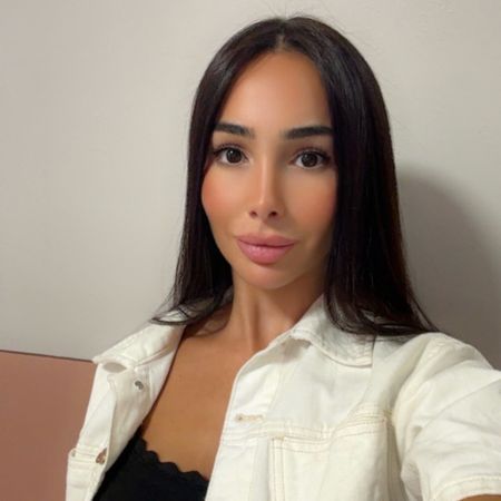 Mona96