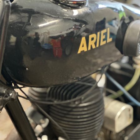 Ariel560