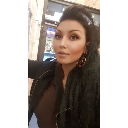 MynxDeLuxe