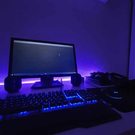 HNRY