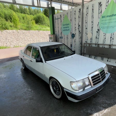 Tristan_W124