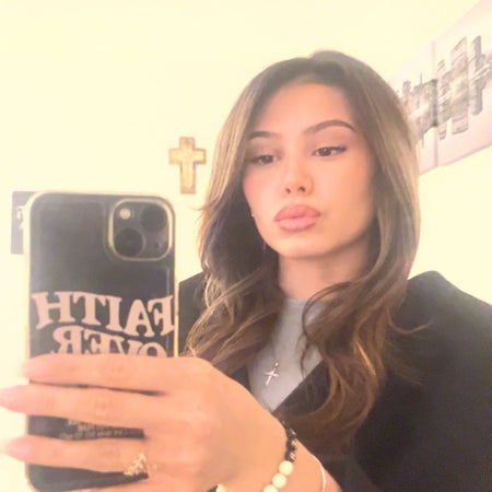 angelina.m