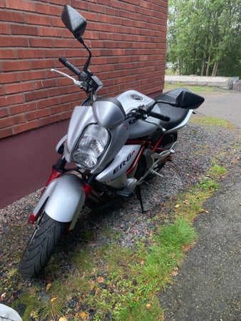 Tur89