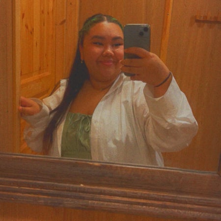 Angela004