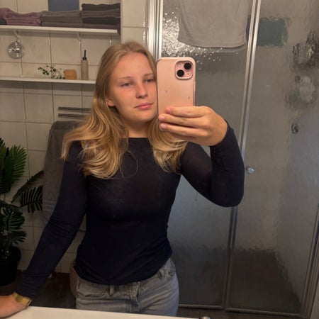Madeleine_000