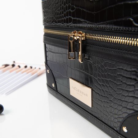 NECESSARBEAUTYBAGS
