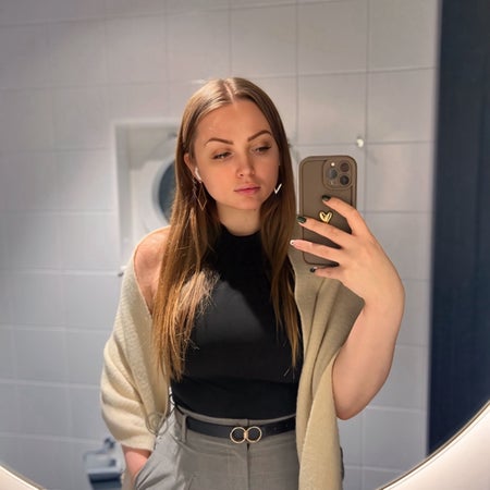 Emiliahollen
