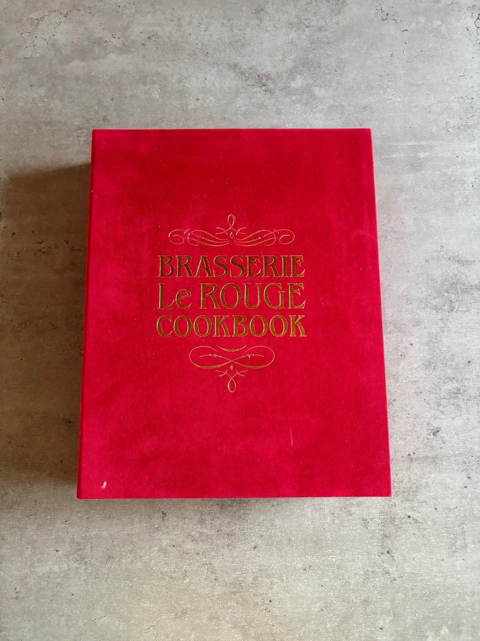 本 BRASSERIE Le ROUGE COOKBOOK