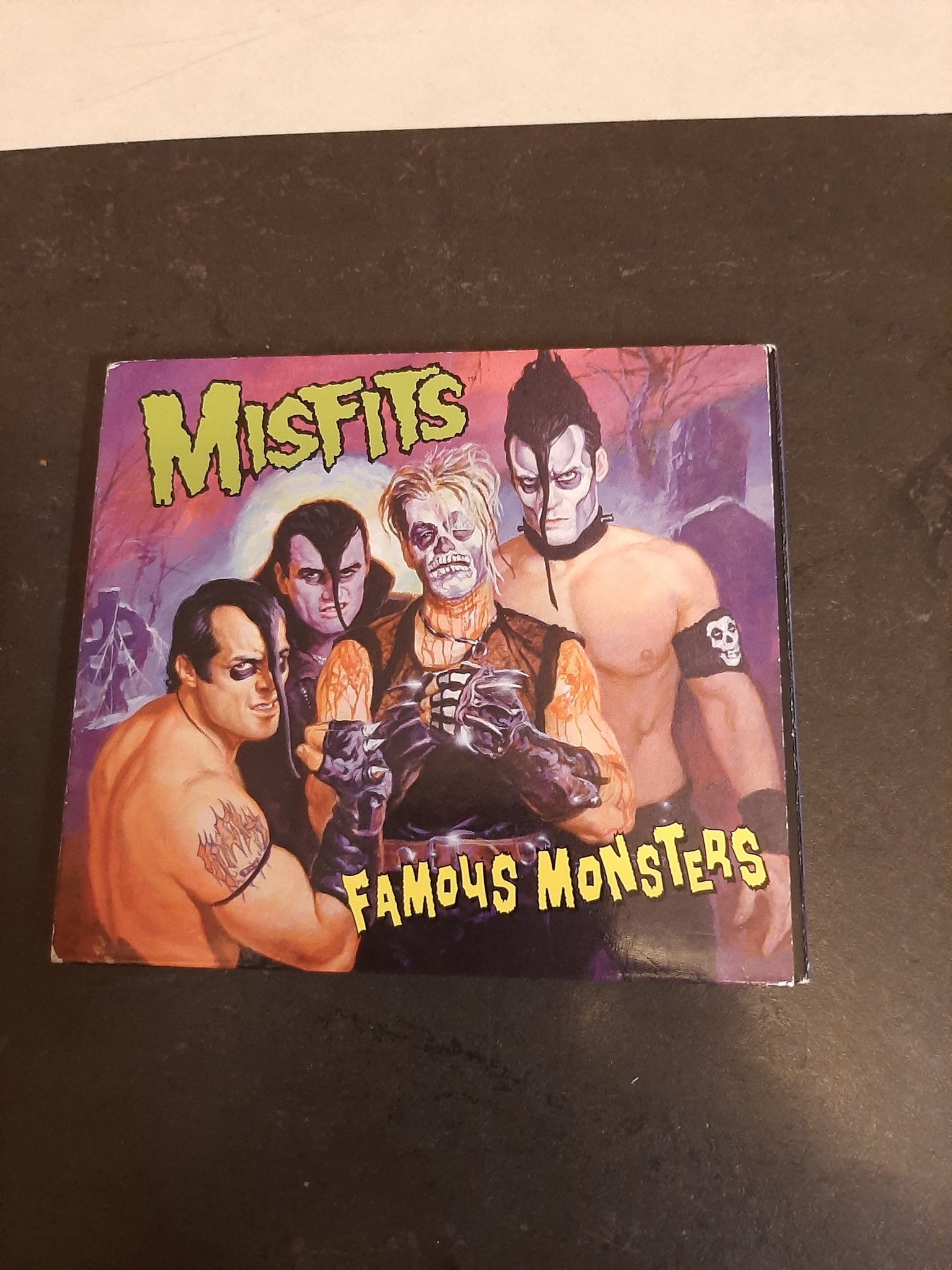 Misfits, Famous monsters,CD,Roadrunner,1999 Köp på Tradera (580532497)