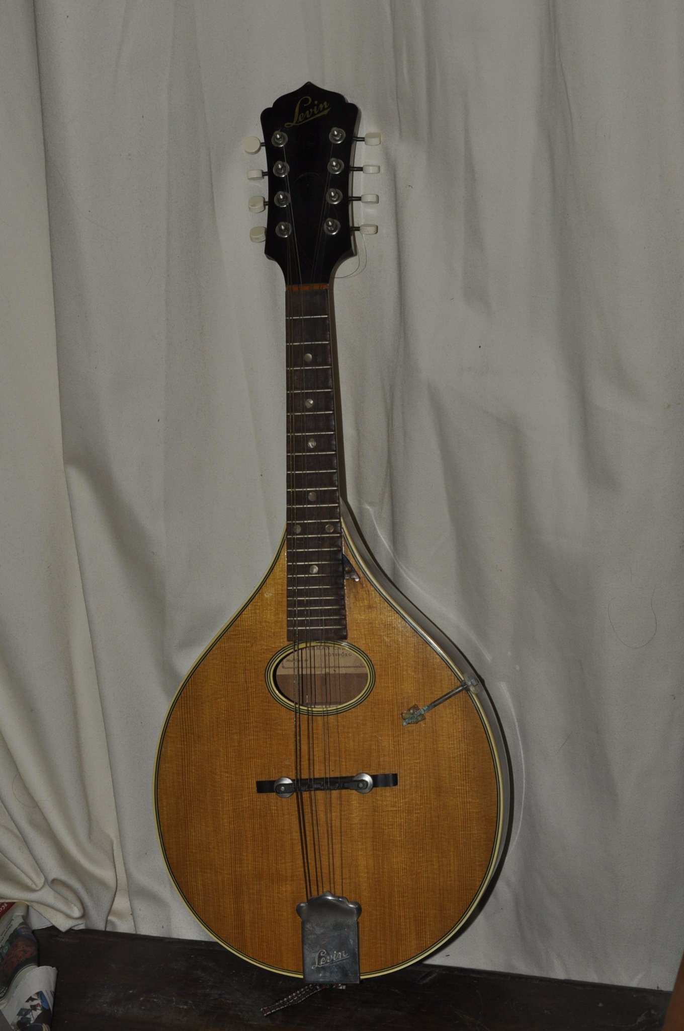 Mandolin Levin modell 44 Rosalie (346455210) ᐈ Köp på Tradera