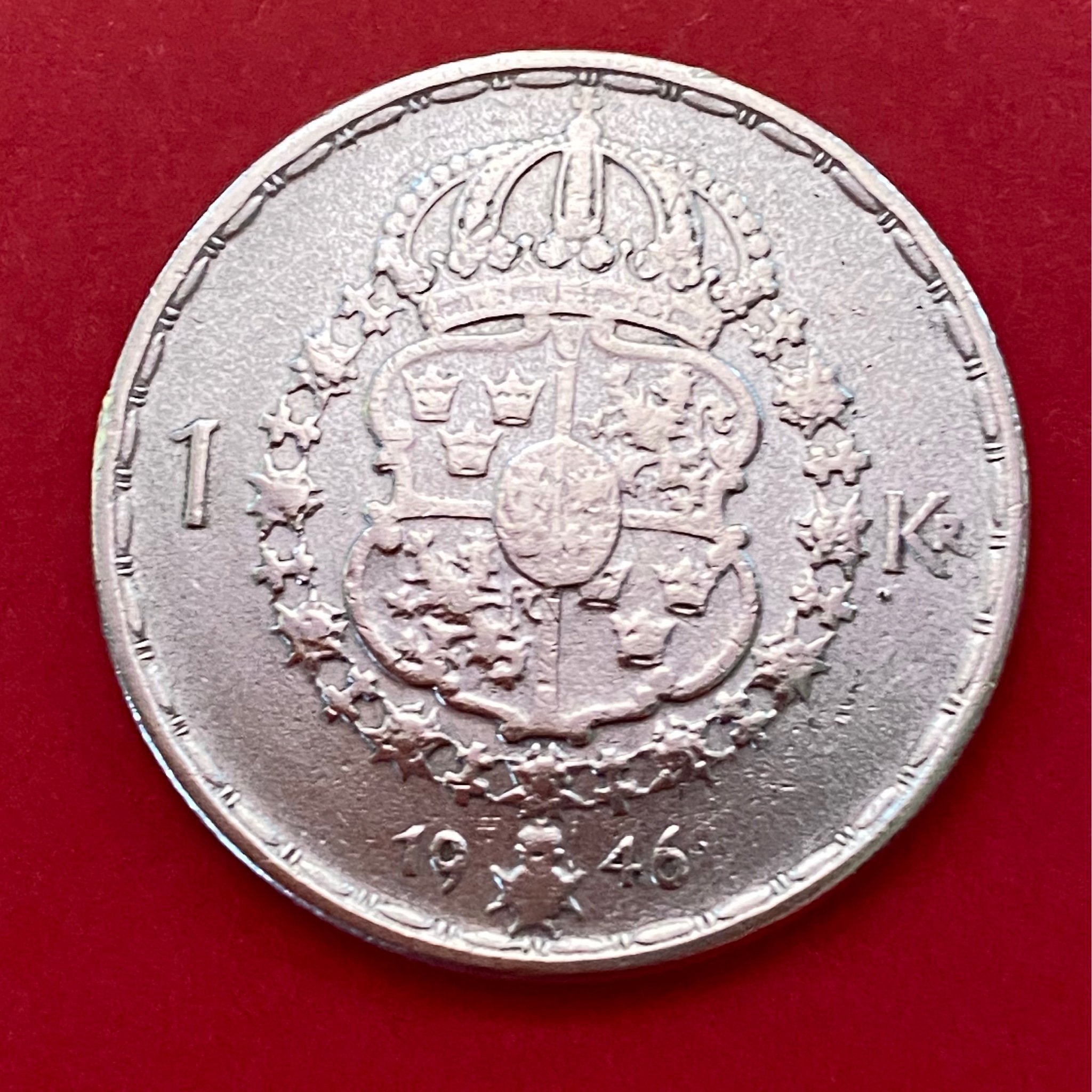 se-produkter-som-liknar-svenska-mynt-1-krona-1946-p-tradera-566418192