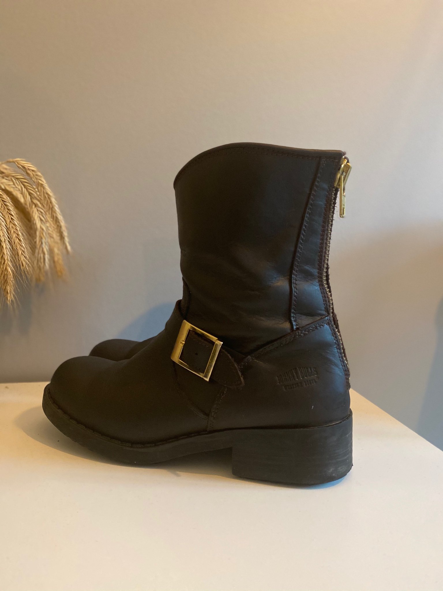 johnny bulls platform high boot