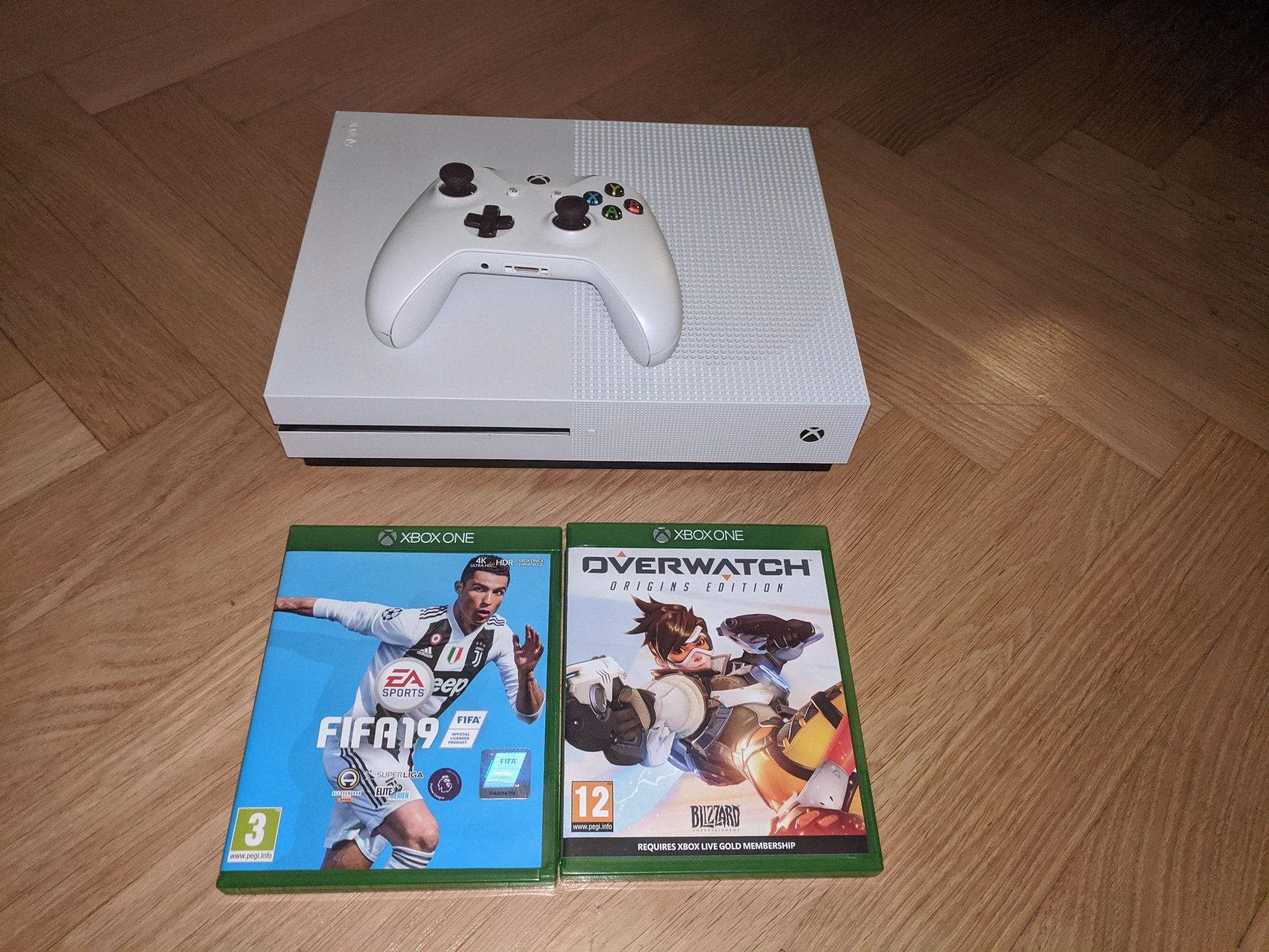 Xbox One S Spel