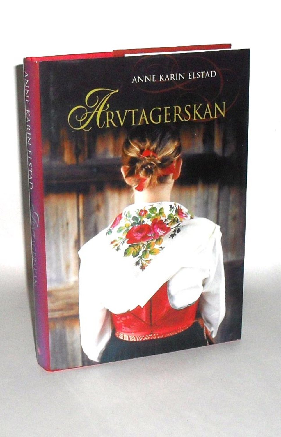 Anne Karin Elstad Arvtage.. (340355950) ᐈ WilkmansAntikvariat på Tradera