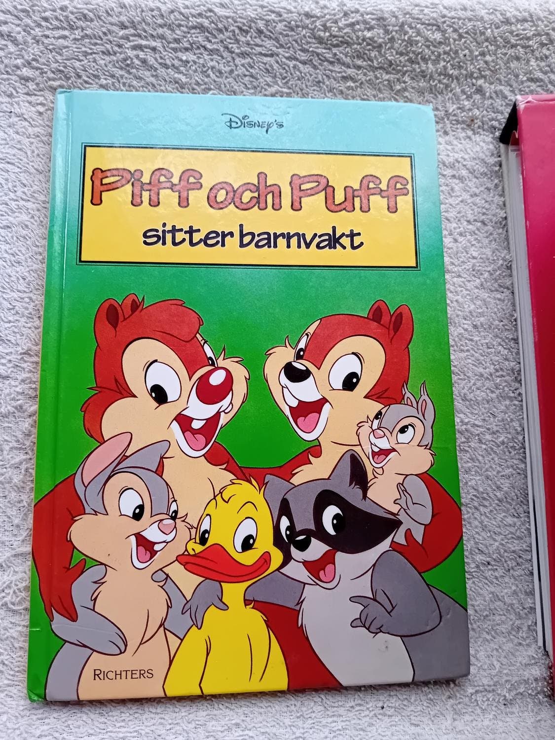 Puff Disney Rip Off Disney - Richters - Piff och Puff sitter barnvakt | Köp på Tradera ...