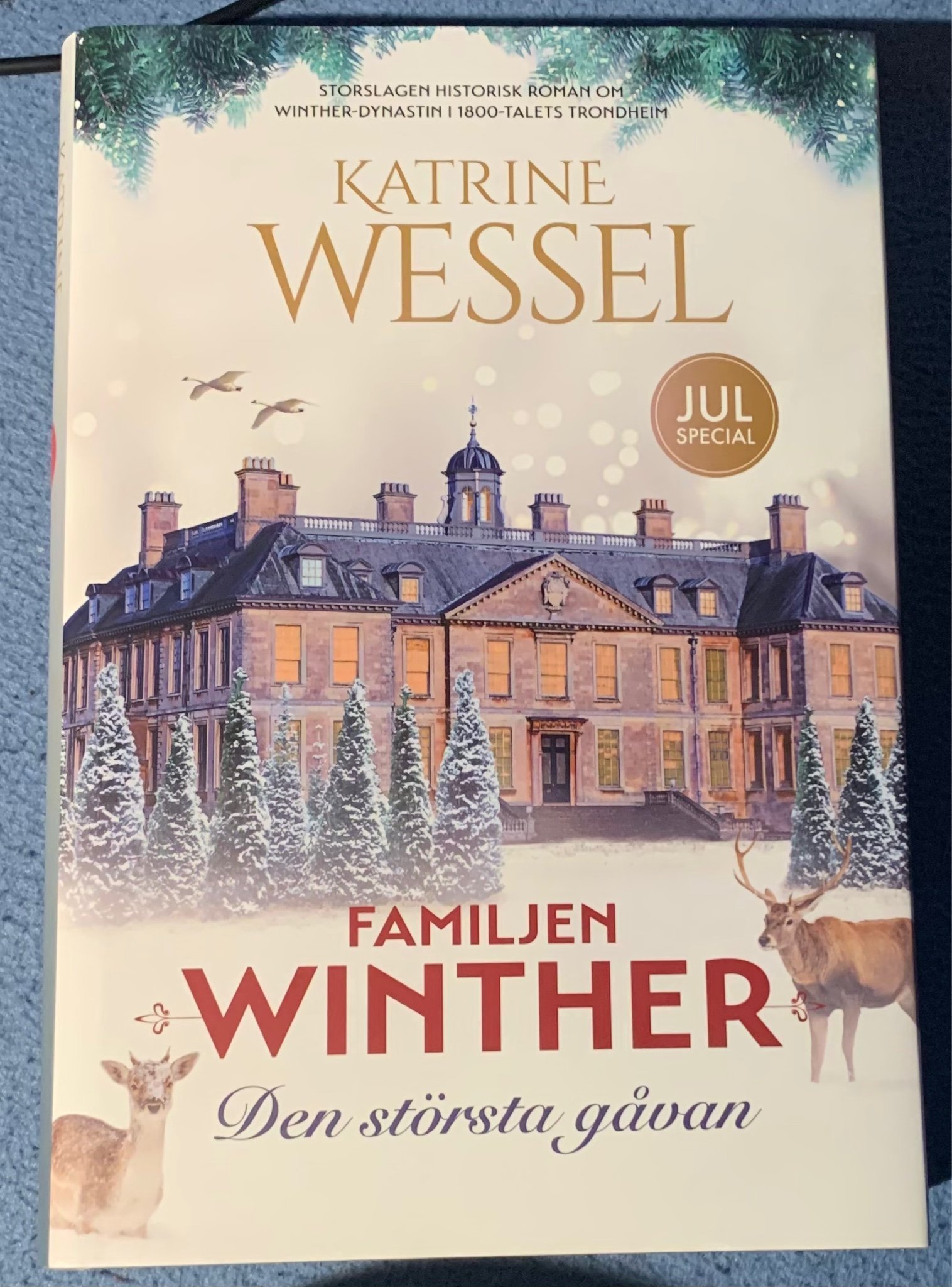 Se produkter som liknar Katrine Wessel Familjen Winth.. på Tradera