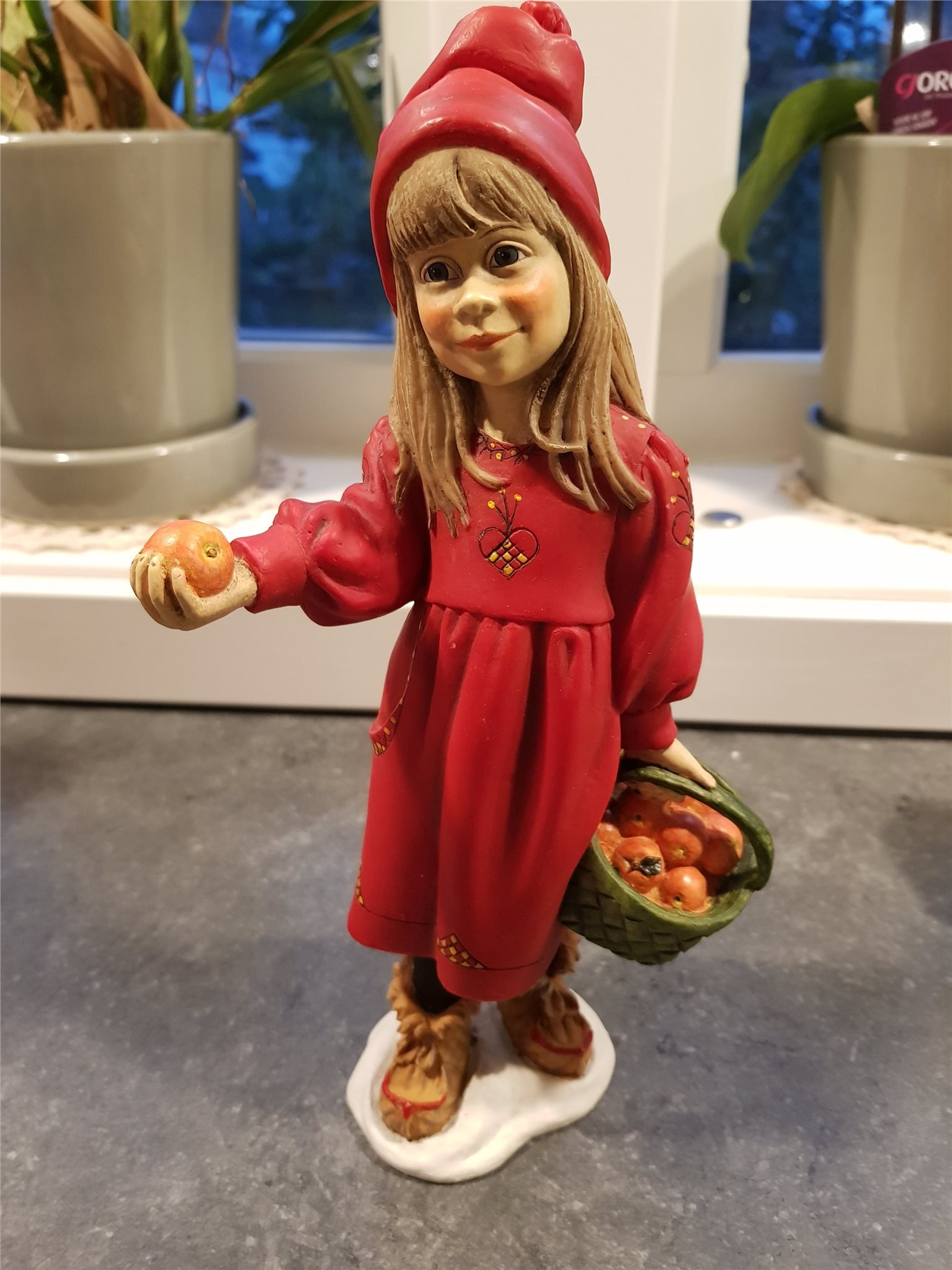 Carl Larsson vinterflicka Candy Design | Barnebys