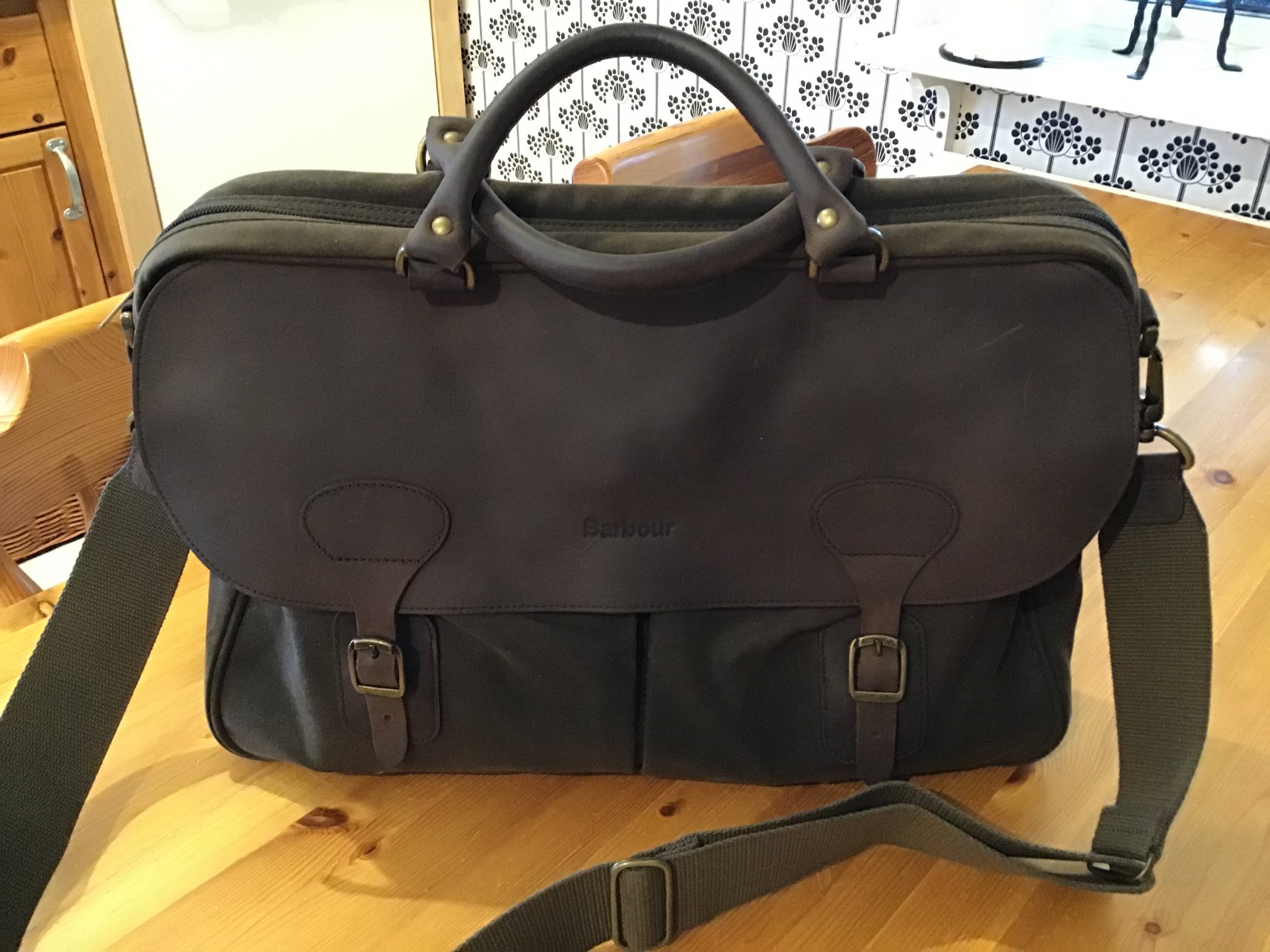 Barbour, portfölj, Wax Lth Briefcase (364711717) ᐈ Köp på Tradera