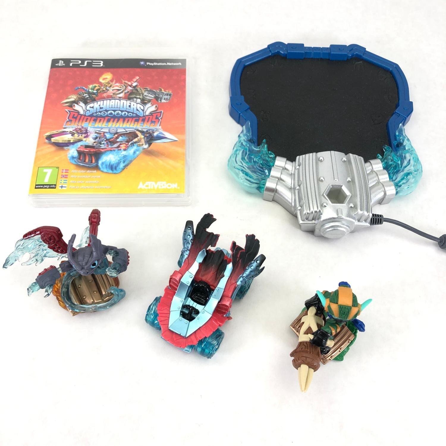 Skylanders SuperChargers Starter Pack, PS.. (406914718) ᐈ Footly på Tradera