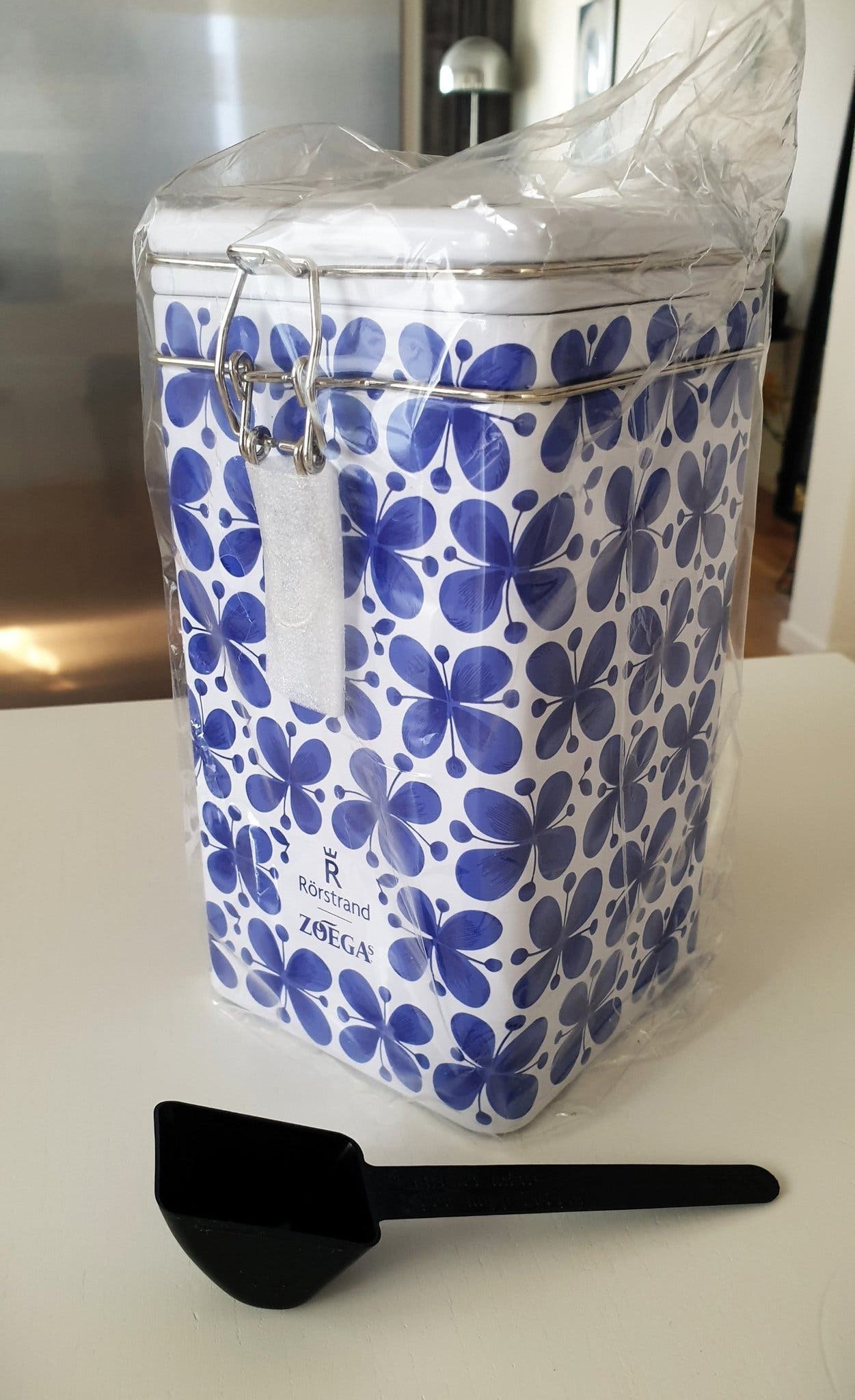 Se produkter som liknar Zoégas x Rörstrand Mon Amie M.. på Tradera ...