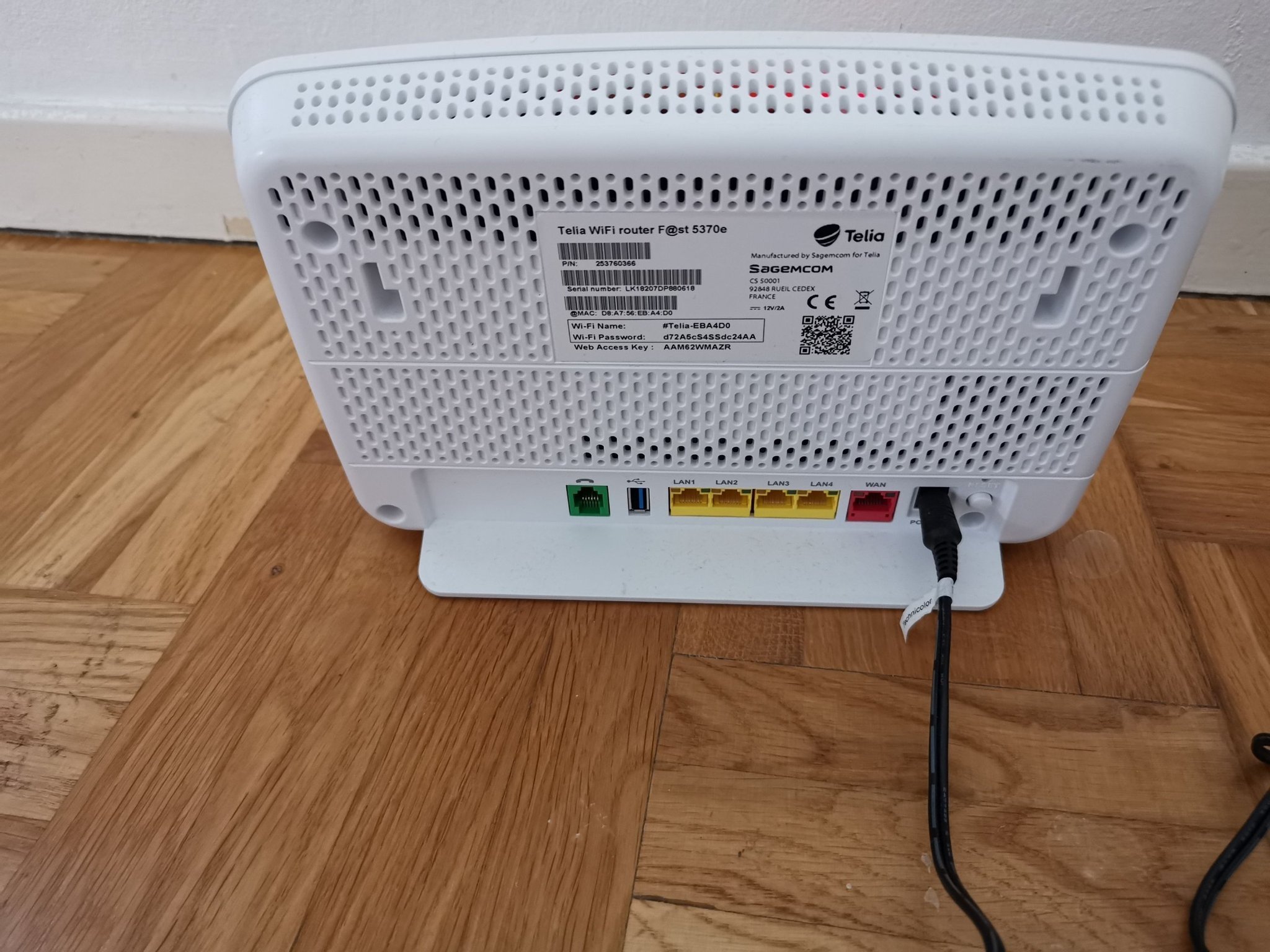 Se produkter som liknar Supersnabb Telia router smart.. på Tradera