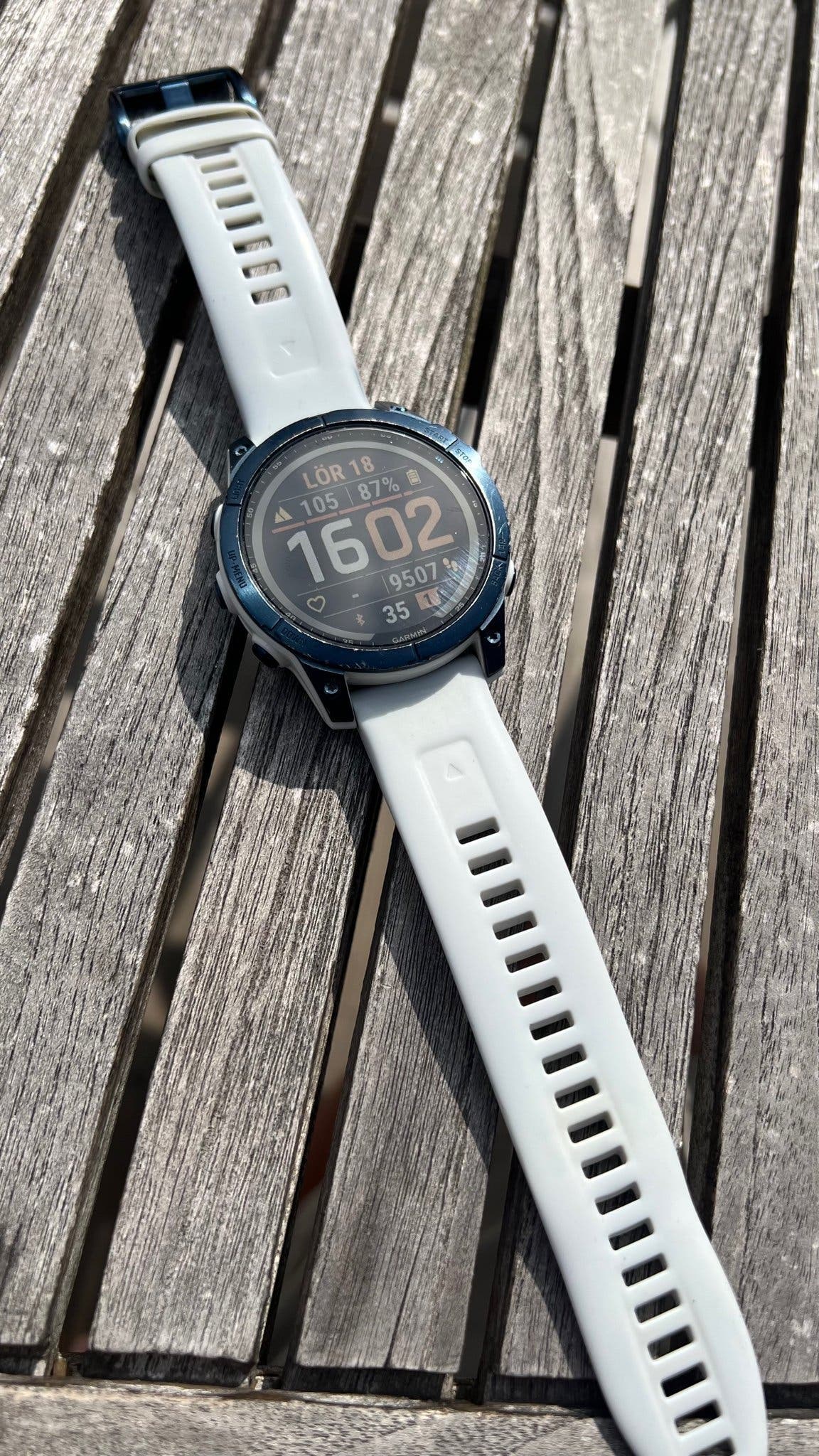 Dell Garmin Fenix 7 Sapphire Solar Multisport GPS-klocka