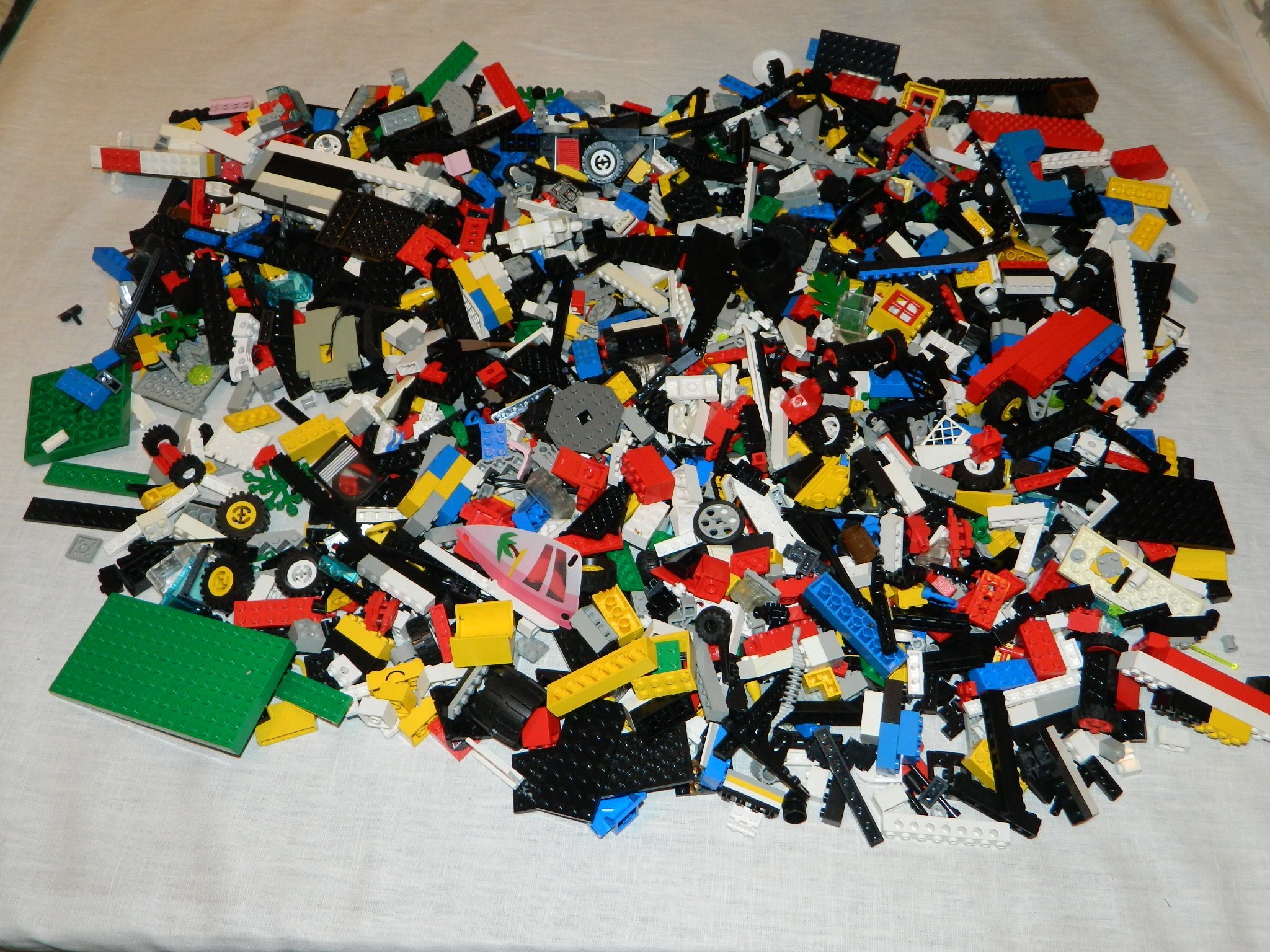 Lego blandat 3 kg plattor, dörrar, fönster 80 - 90-tal, space riddare city m.m Lego blandat 3 kg plattor, dörrar, fönster 80 - 90-tal, 90-tal, 90-tal, space riddare city m.m 191aa1