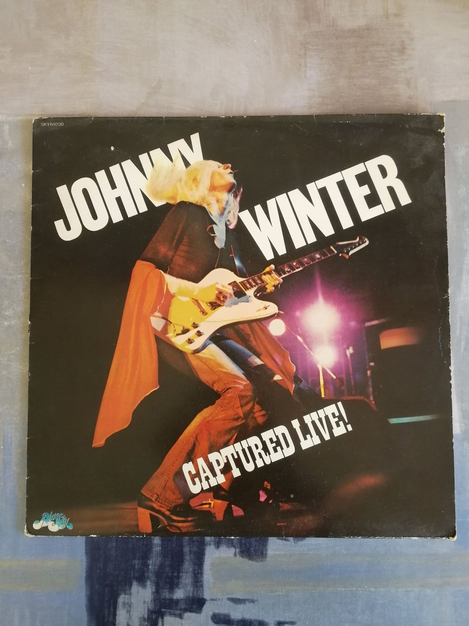 johnny winter captured live johnny winter captured live