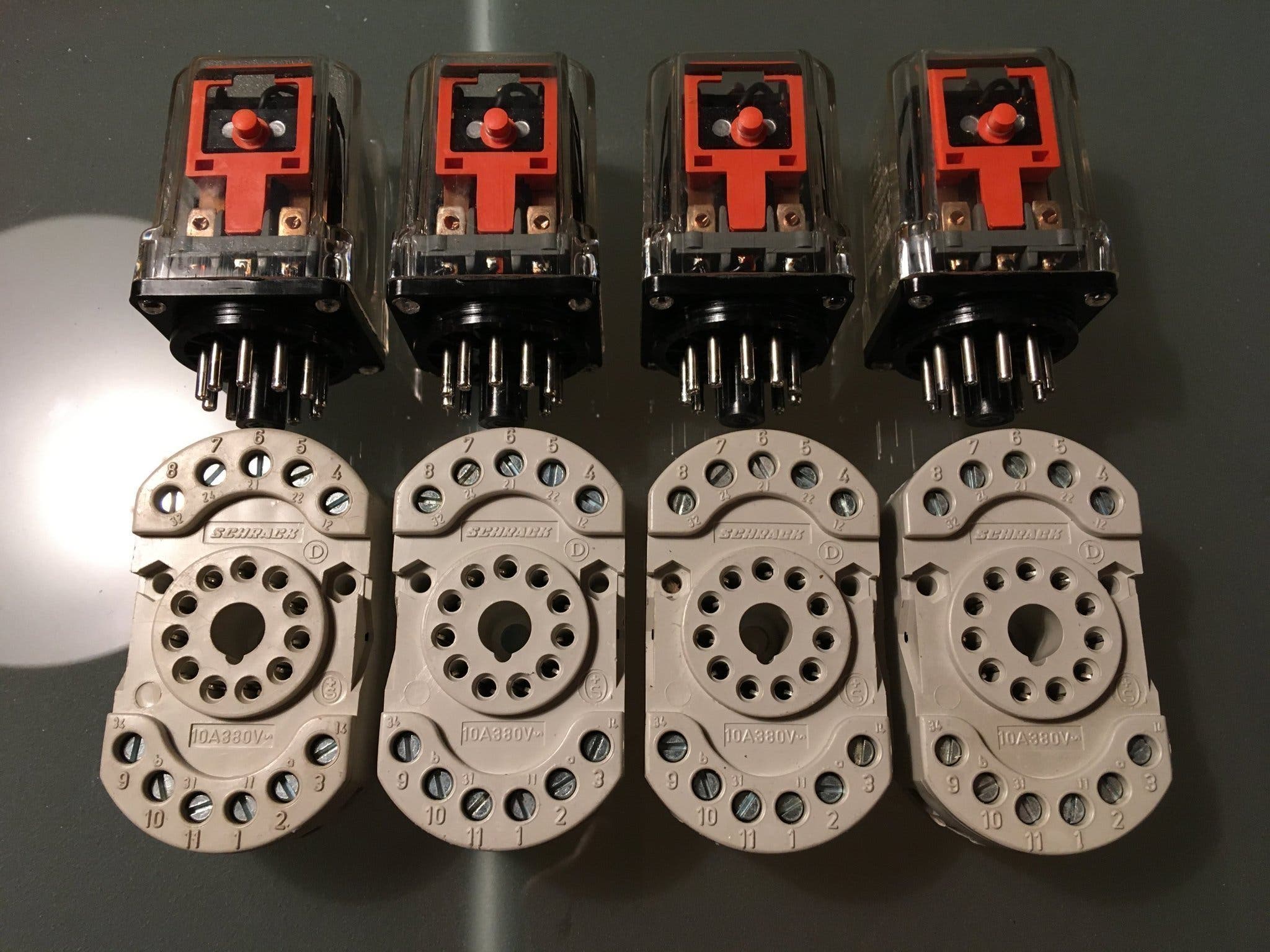 4st Schrack Relä Multimode RN306110 110V~ 11PIN.. | Köp på Tradera ...
