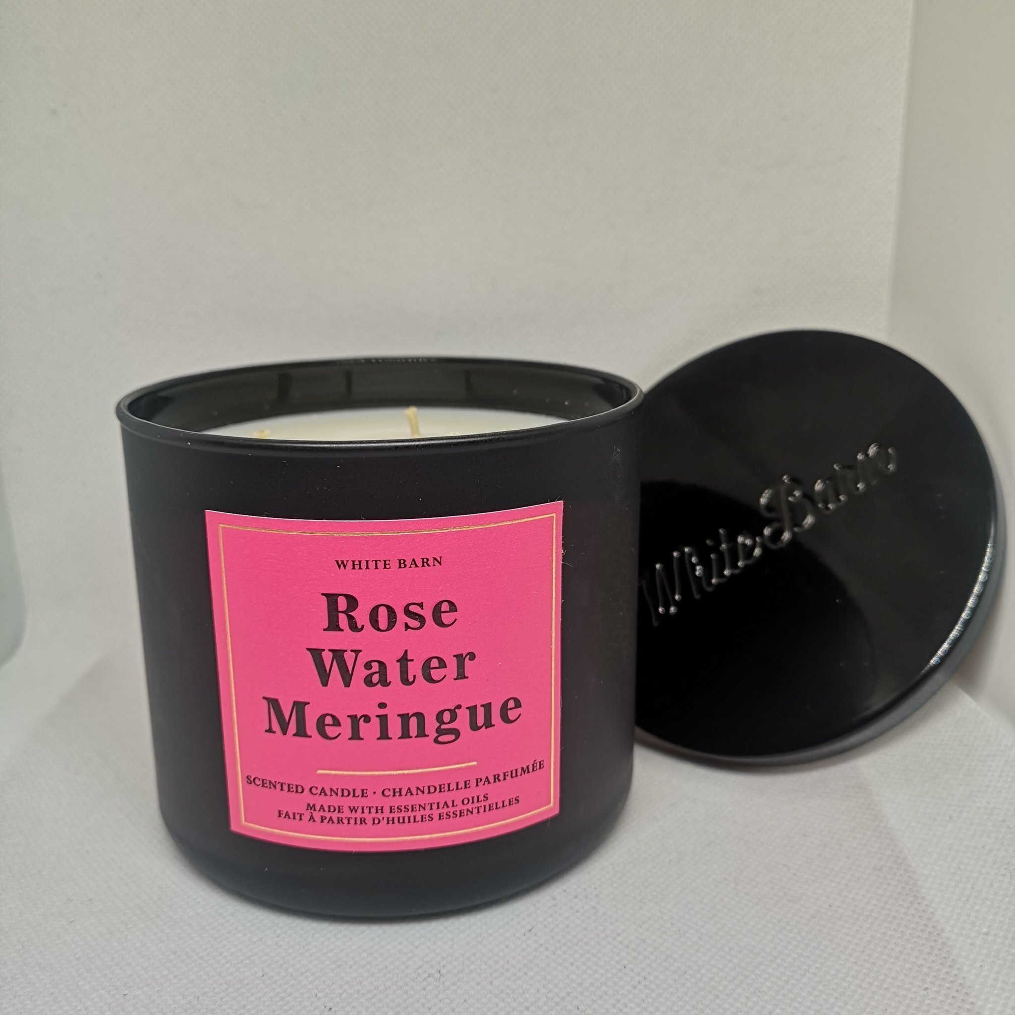 Rose water meringue 3 wick candle 411g [Bath a.. Köp på Tradera