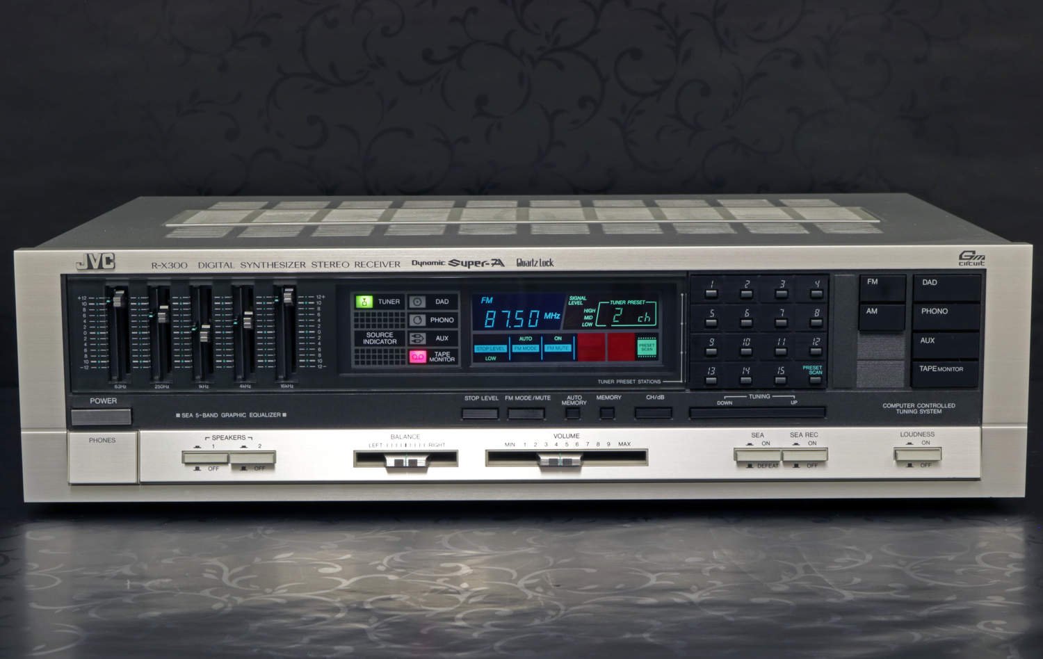 JVC RX300 Stereo AM/FM Receiver (381944758) ᐈ Massiartdesign på Tradera